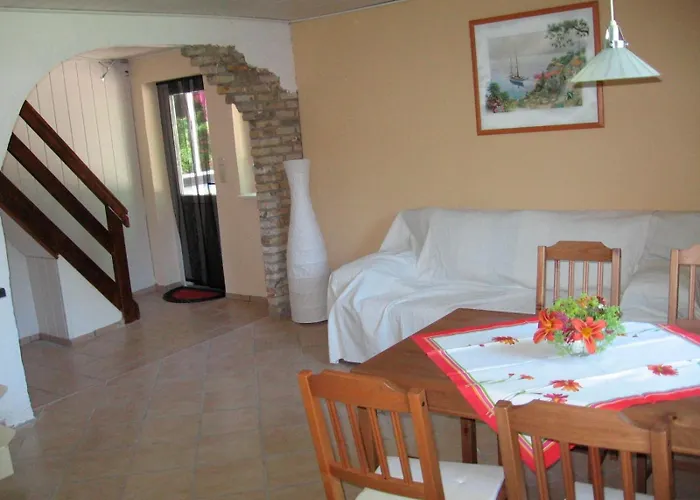 Alte Schule Nr2 Wenkendorf